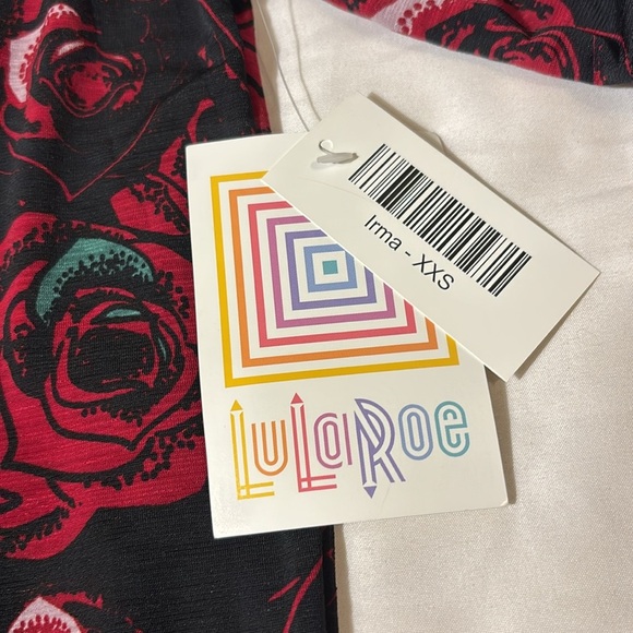LuLaRoe Irma Red Roses on Black Tunic 2XS (Small) - Picture 3 of 8